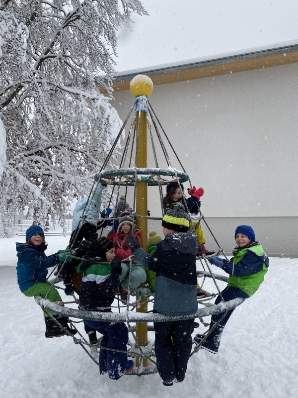 SCHNEEturnen im KIGA Bühl